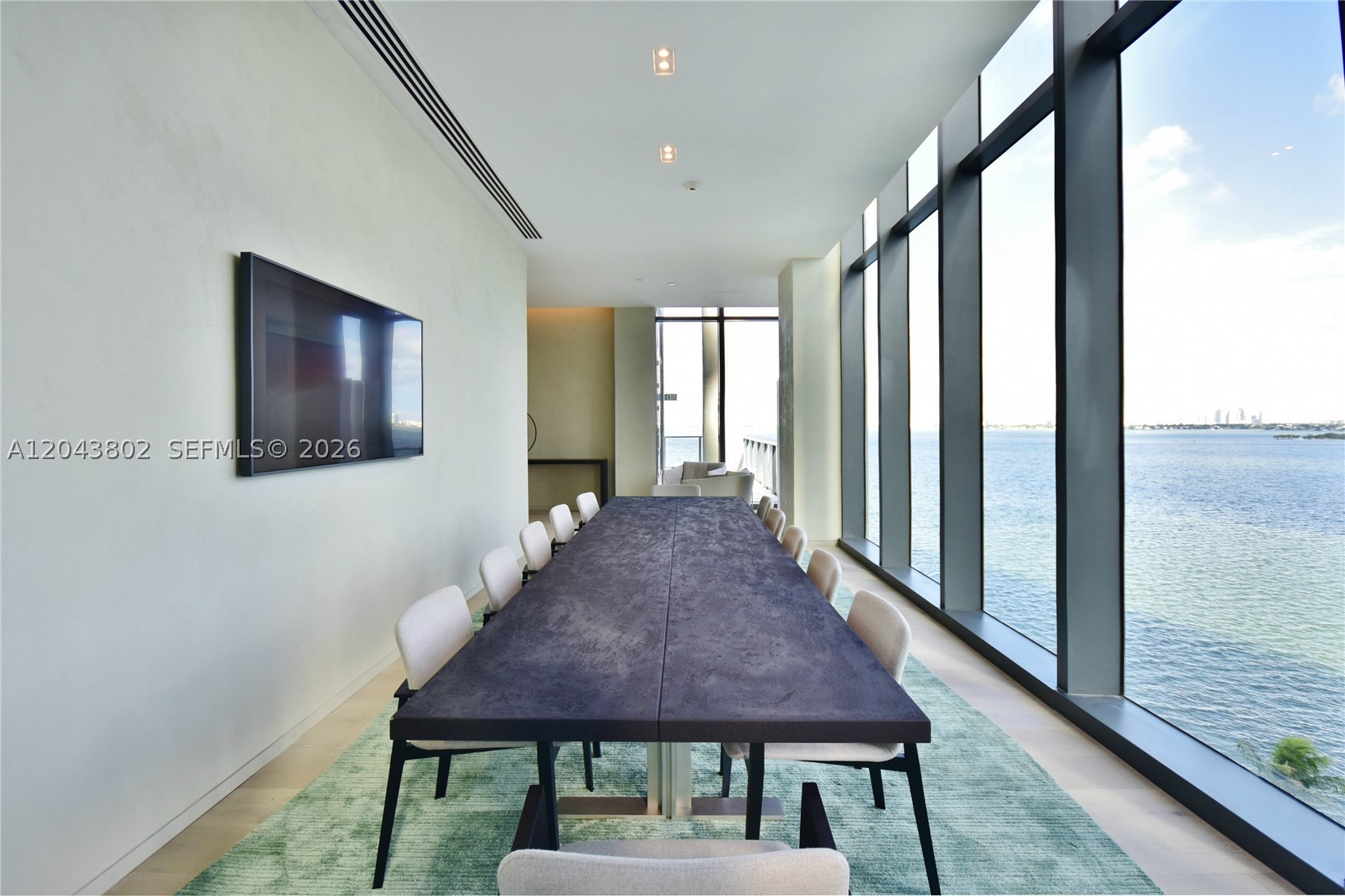 ONE PARAISO CONDO - Residential