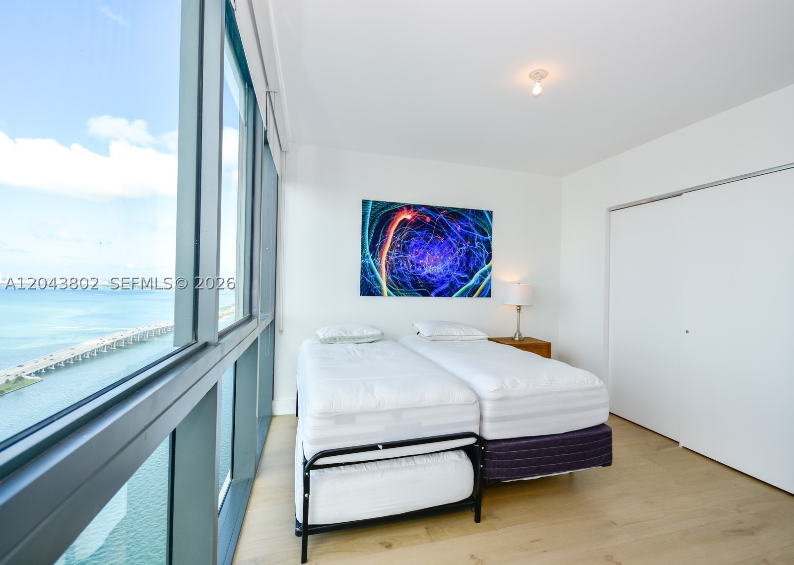 ONE PARAISO CONDO - Residential