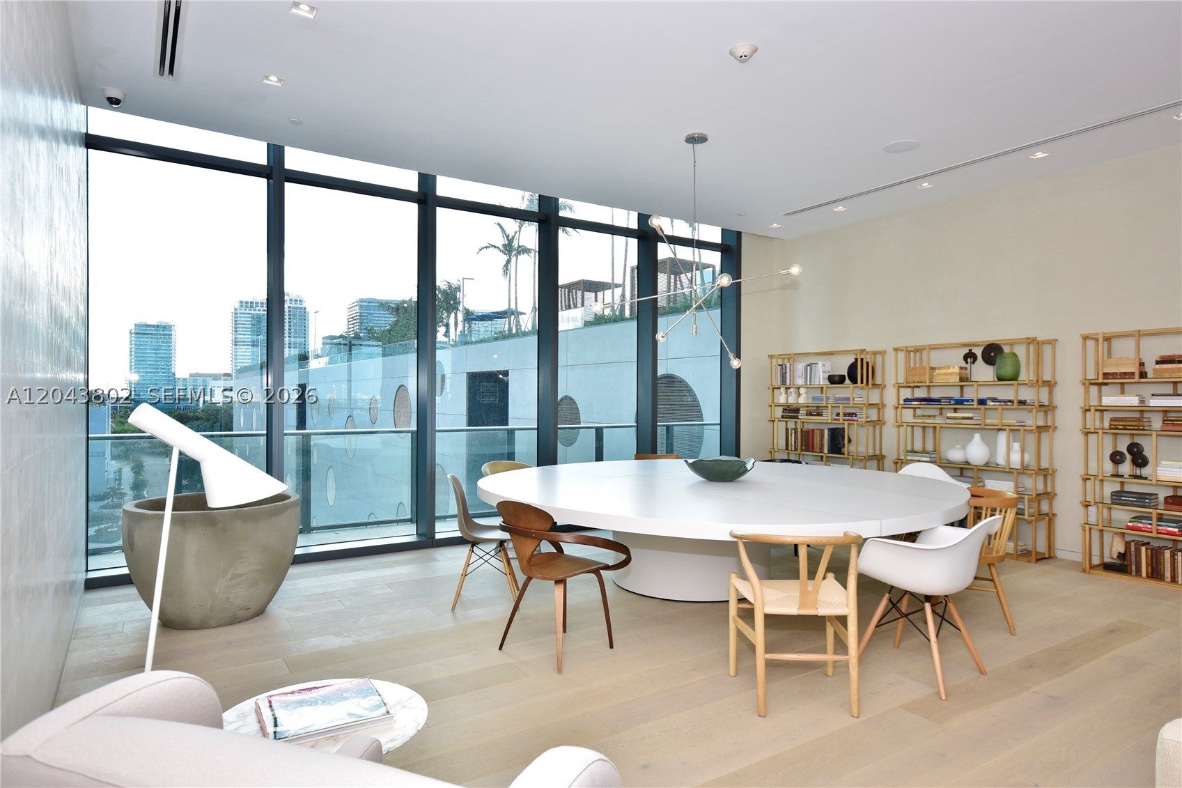 ONE PARAISO CONDO - Residential