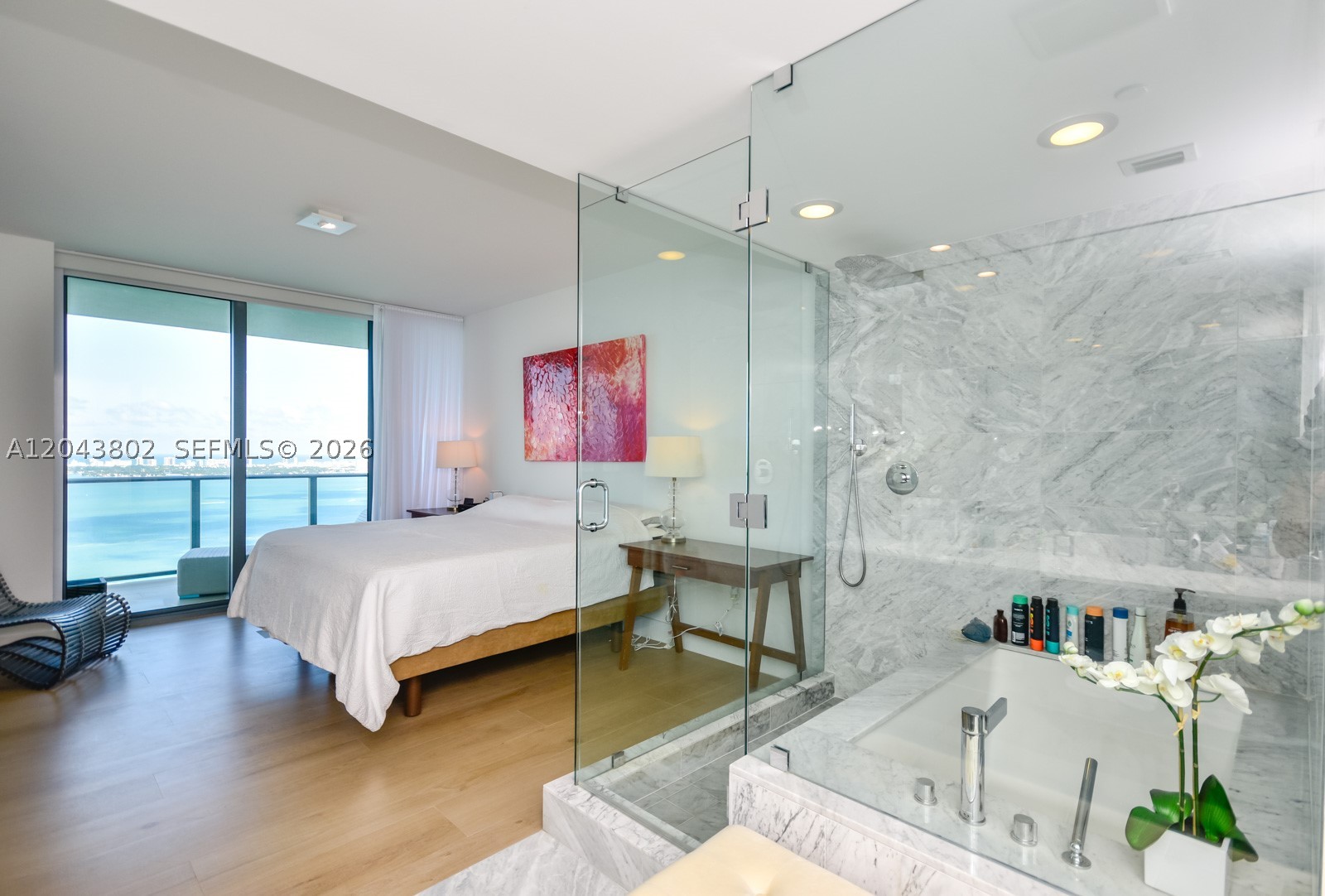 ONE PARAISO CONDO - Residential