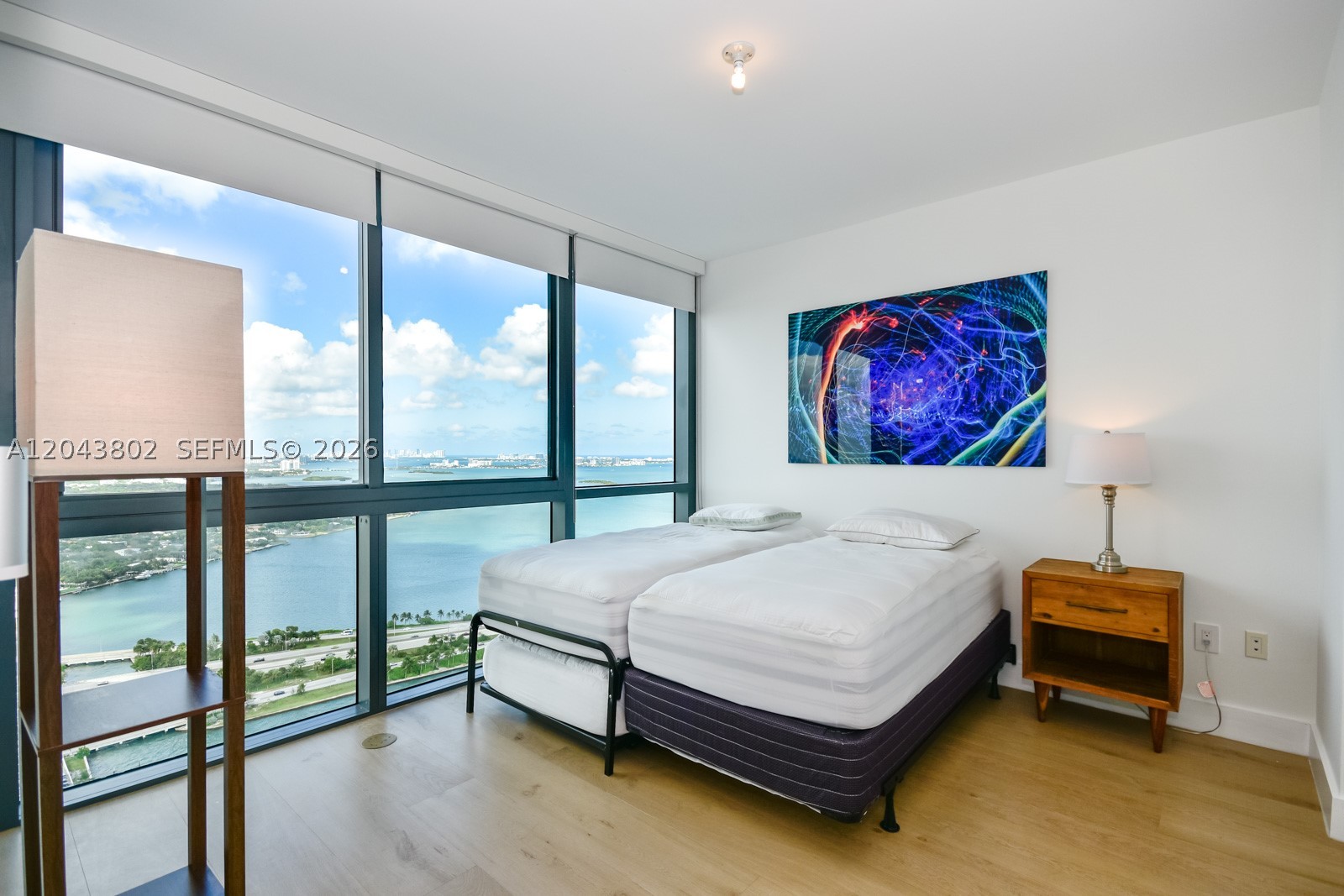 ONE PARAISO CONDO - Residential