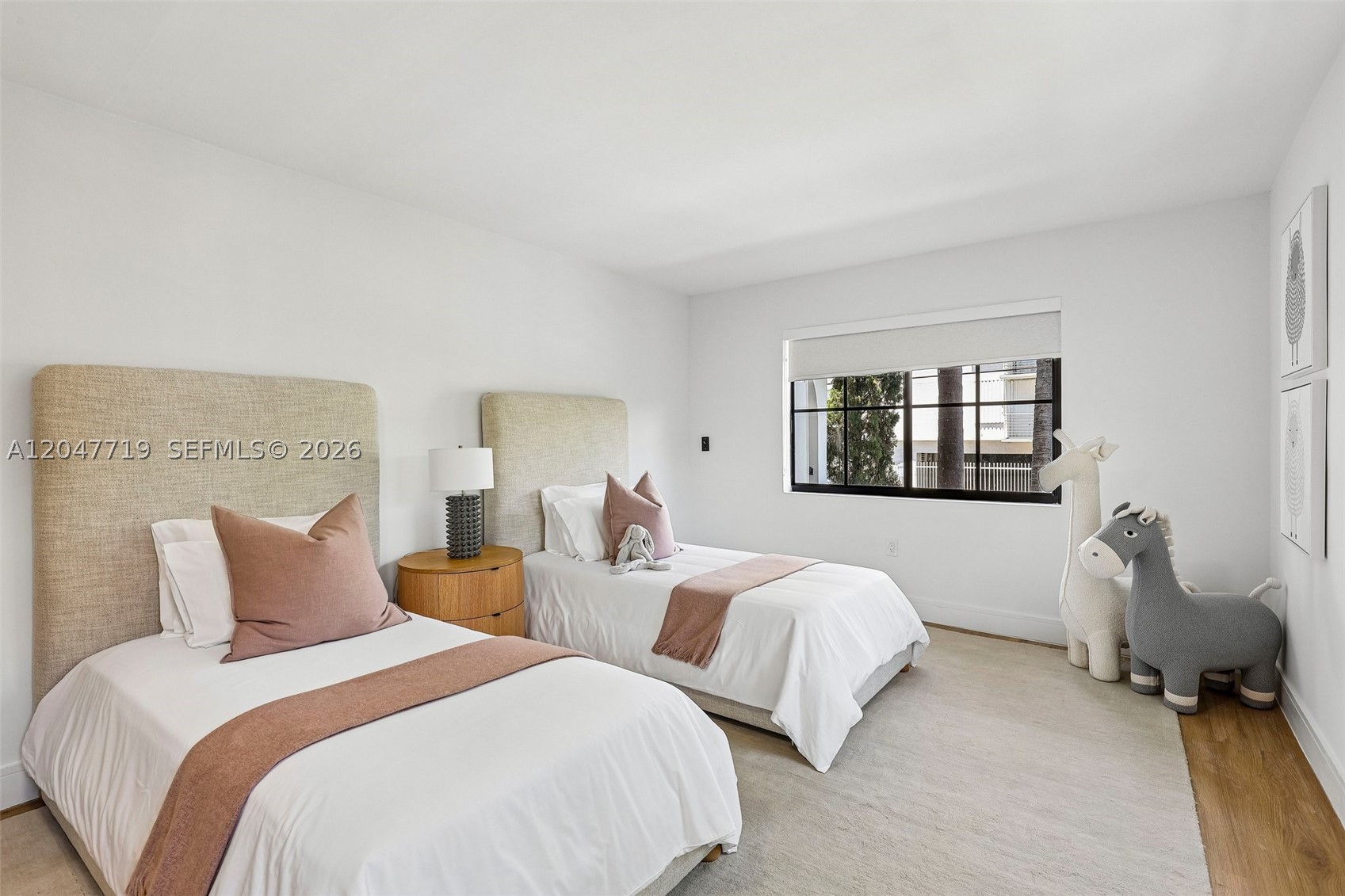 ALTOS DEL MAR NO 3 - Residential