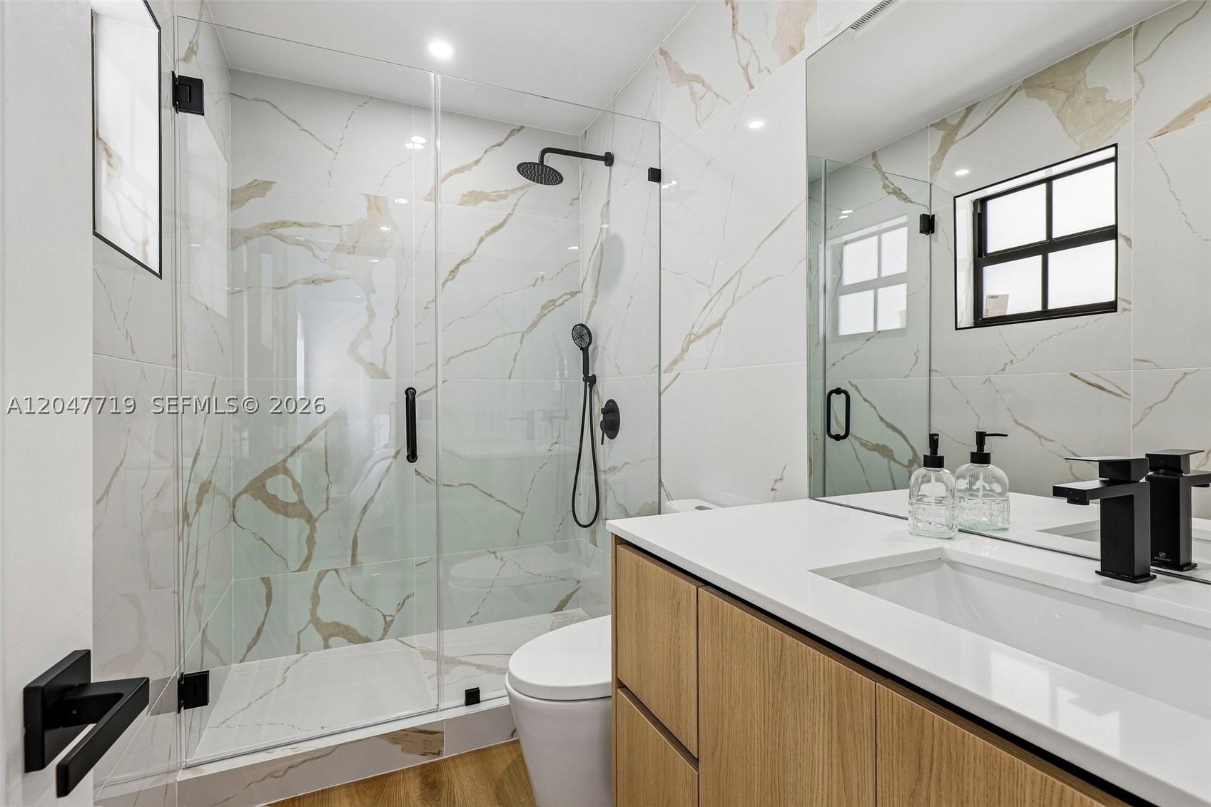 ALTOS DEL MAR NO 3 - Residential