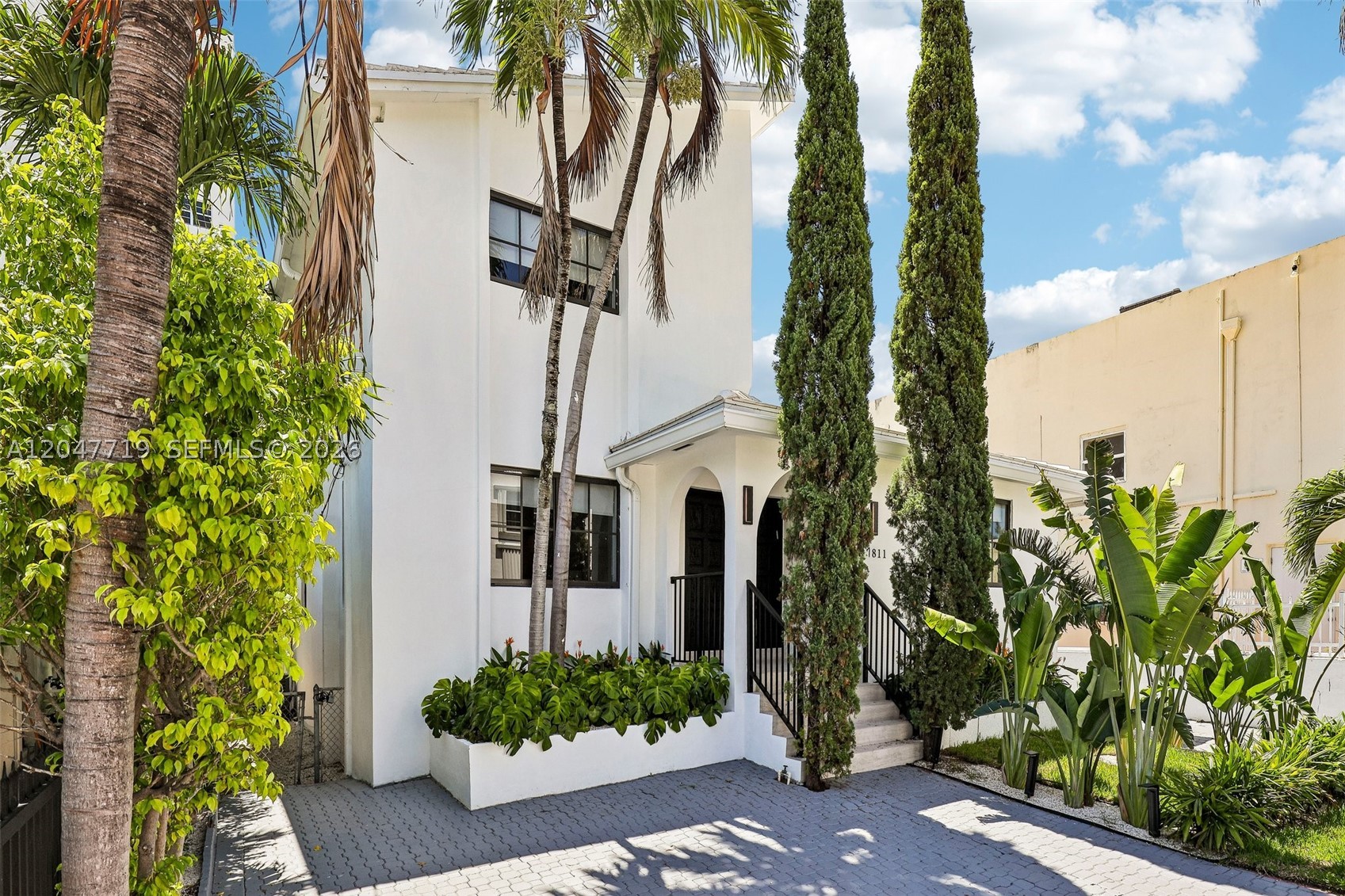 ALTOS DEL MAR NO 3 - Residential