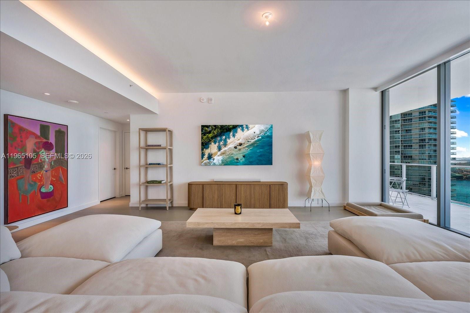 FIVE PARK CONDO - Residential