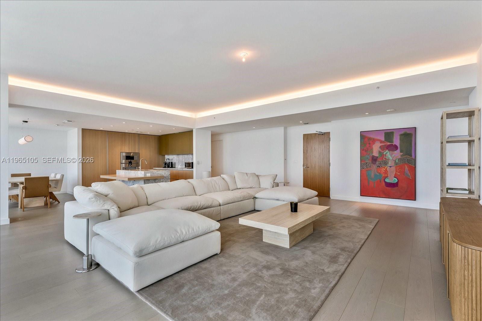 FIVE PARK CONDO - Residential