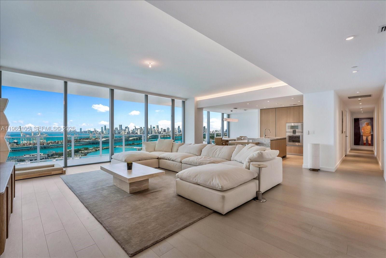 FIVE PARK CONDO - Residential