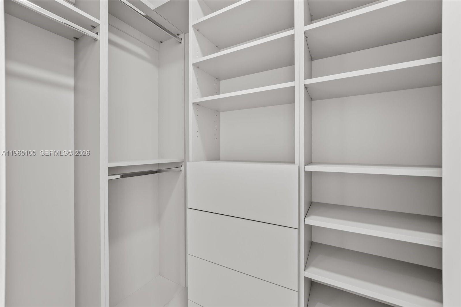 FIVE PARK CONDO - Residential