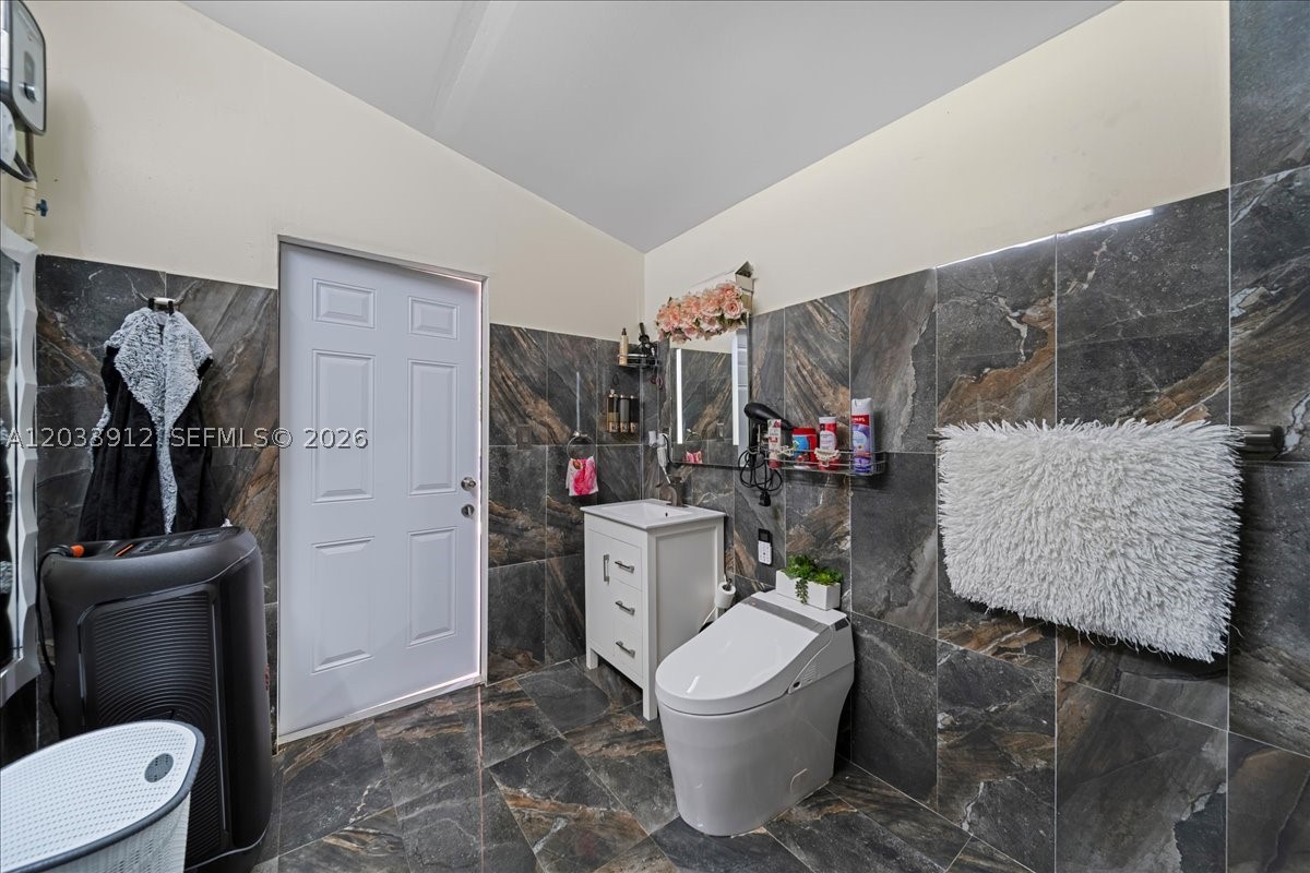 CUTLER RIDGE SEC 6 - Residential