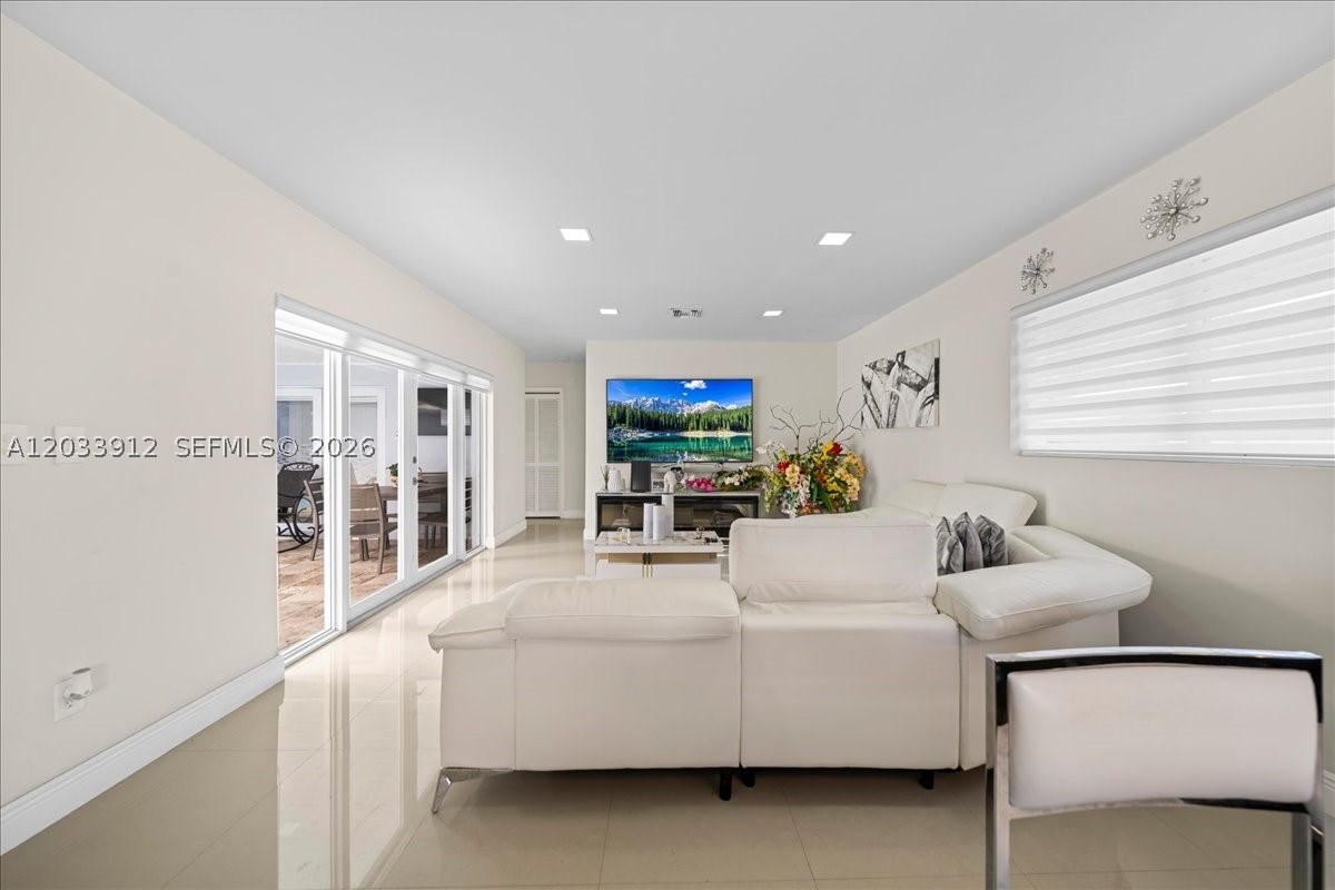 CUTLER RIDGE SEC 6 - Residential