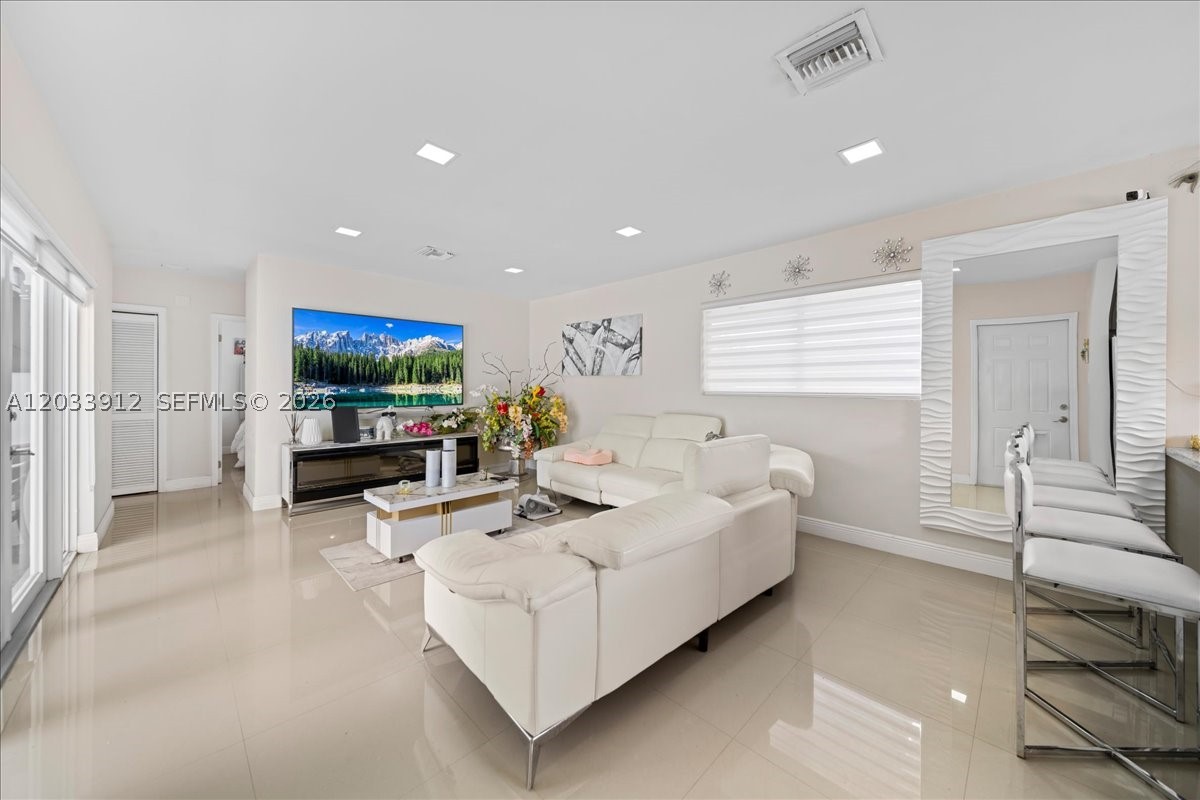 CUTLER RIDGE SEC 6 - Residential