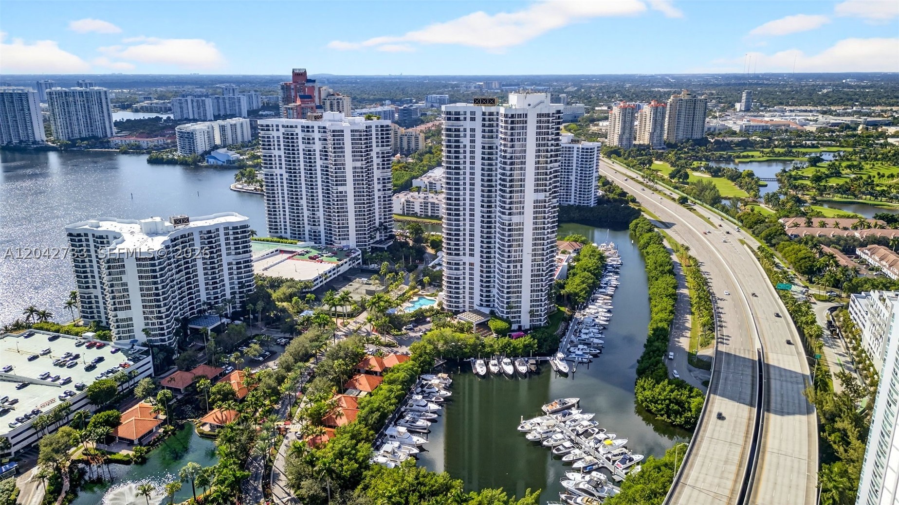 MYSTIC POINTE TOWER 400 C - Residential