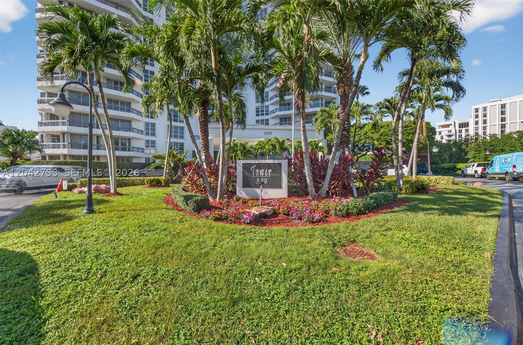 MYSTIC POINTE TOWER 400 C - Residential