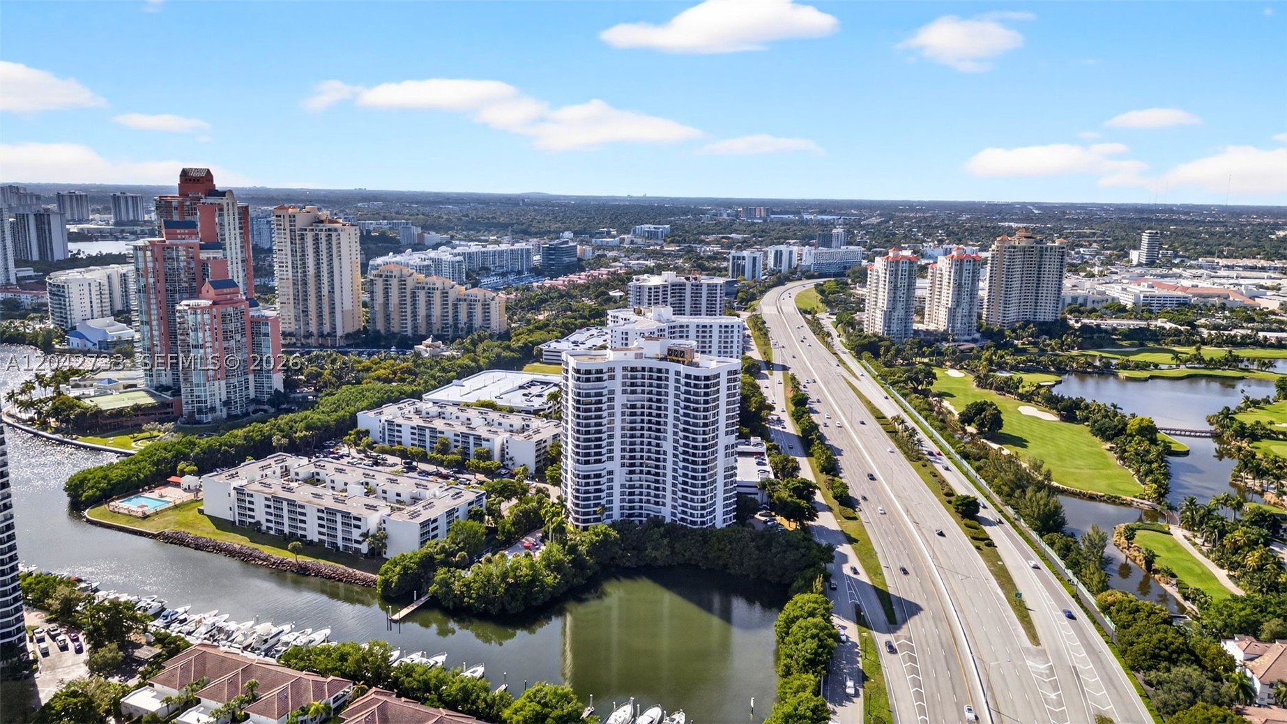 MYSTIC POINTE TOWER 400 C - Residential