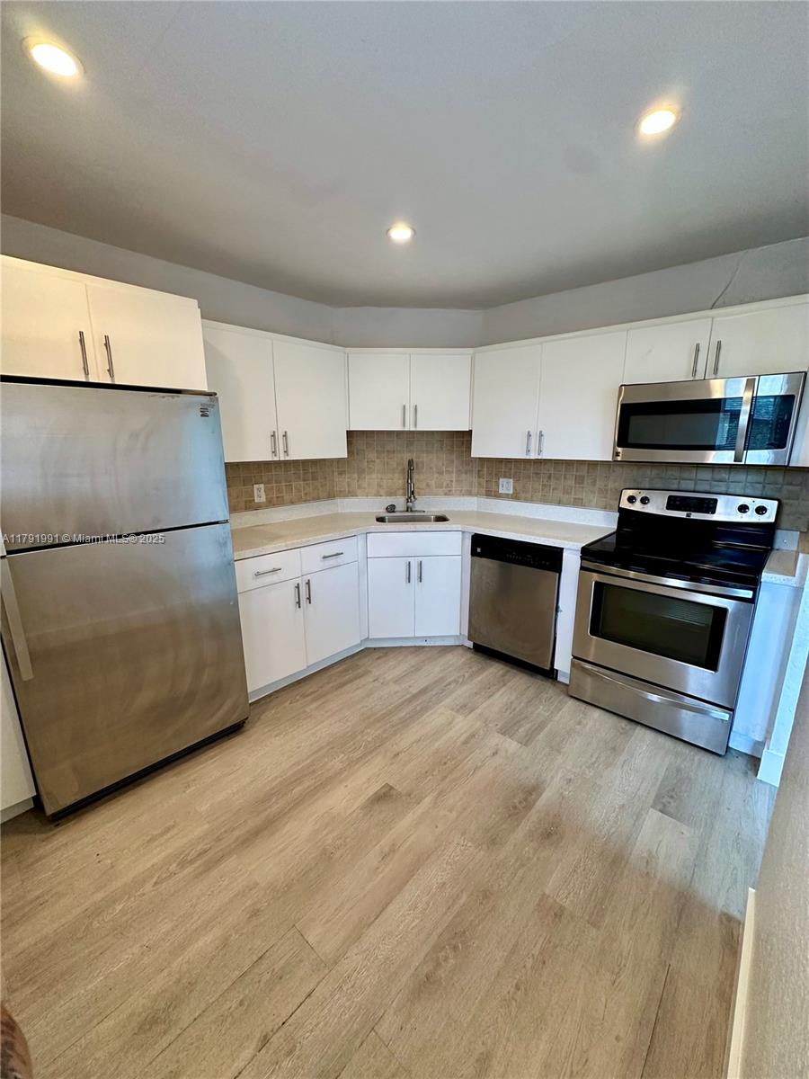 INVERRARY COUNTRY CLUB - Residential