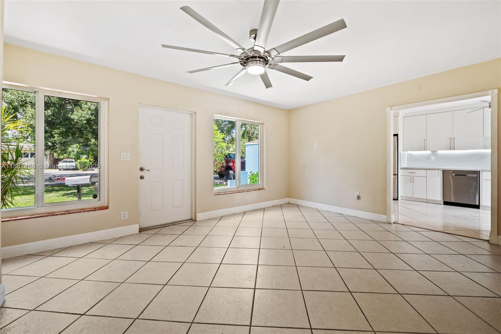 COUNTRY CLUB ESTATES SEC - Residential