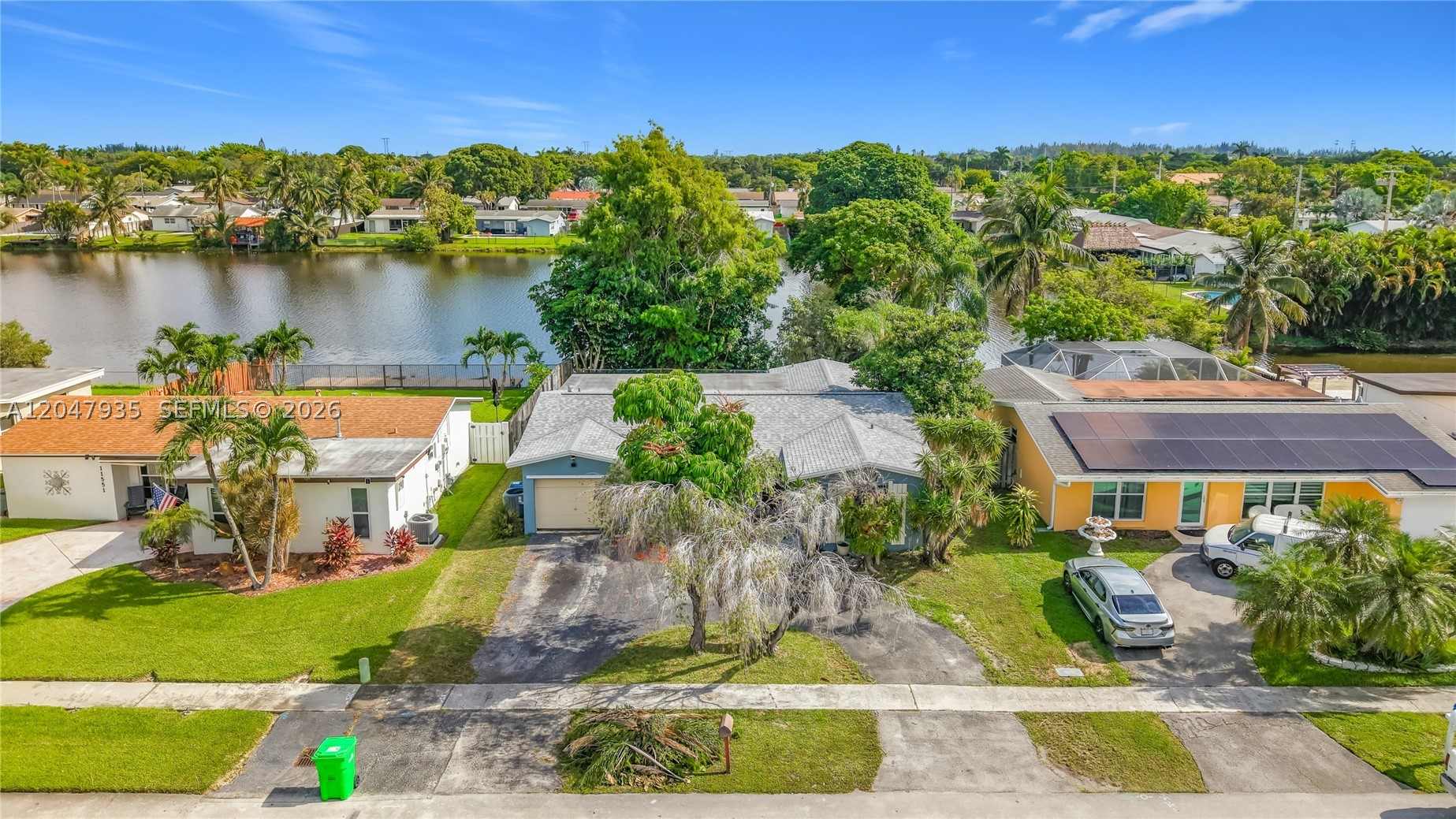 SUNRISE GOLF VILLAGE SEC - Residential