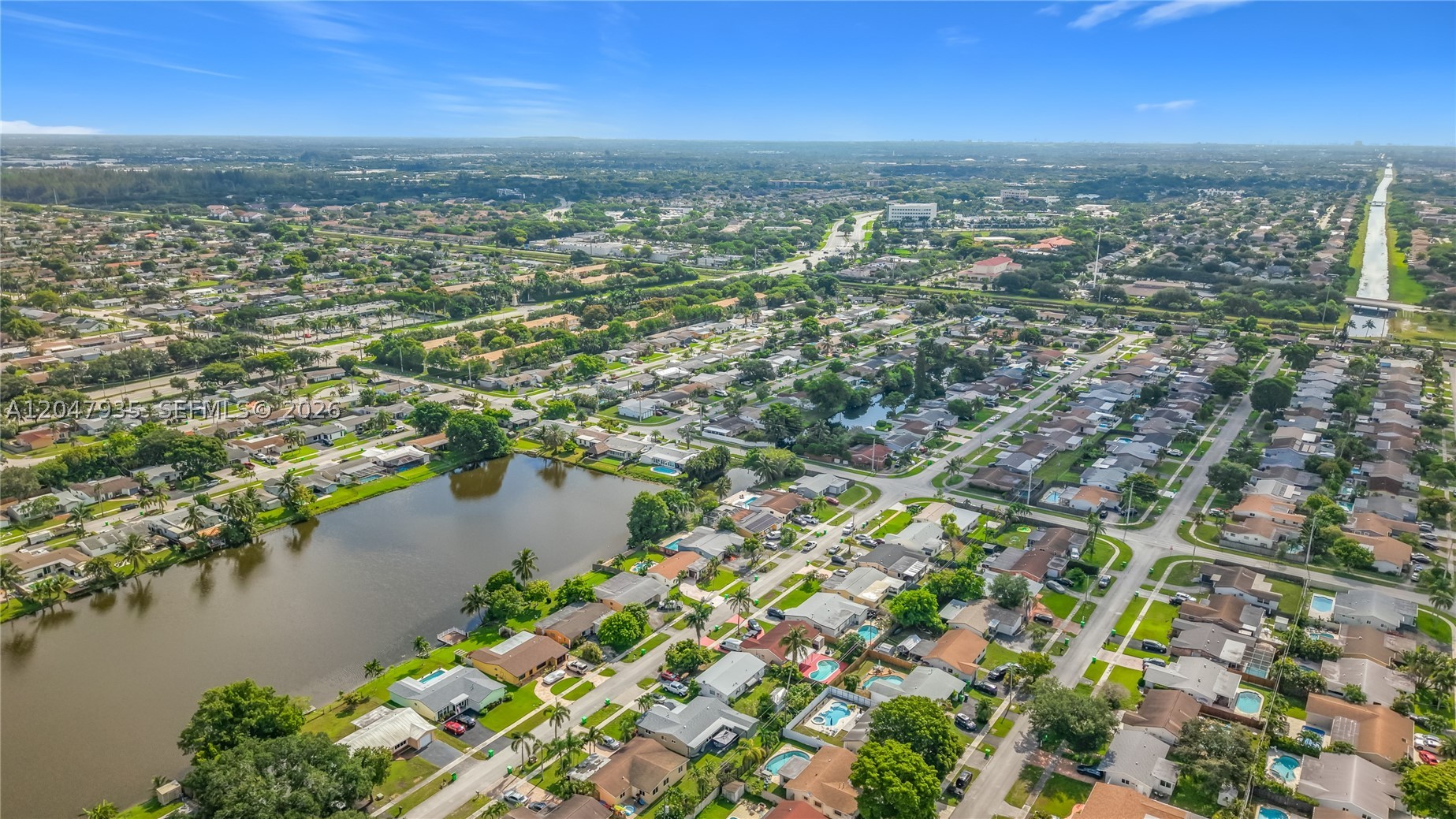 SUNRISE GOLF VILLAGE SEC - Residential