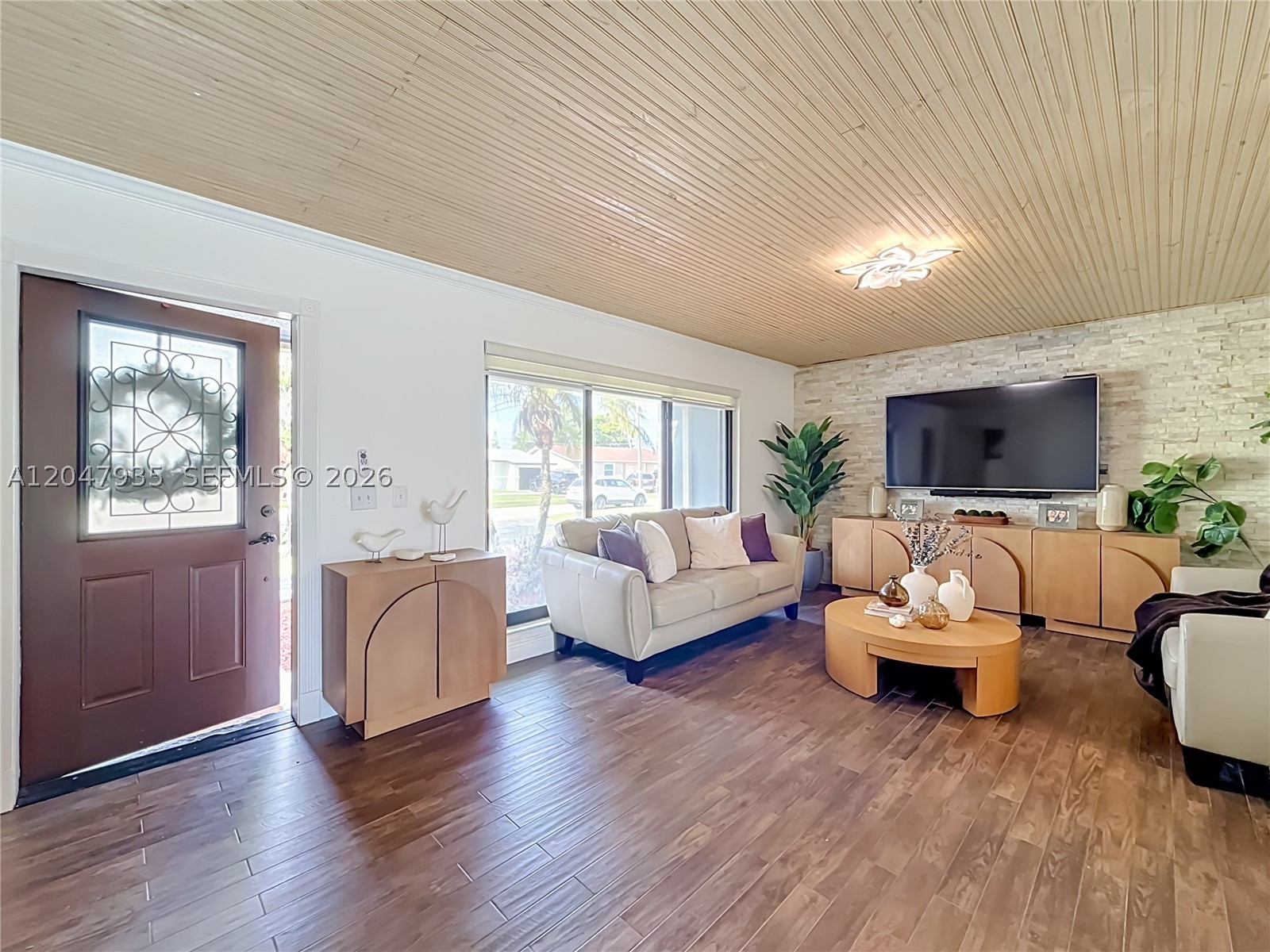 SUNRISE GOLF VILLAGE SEC - Residential