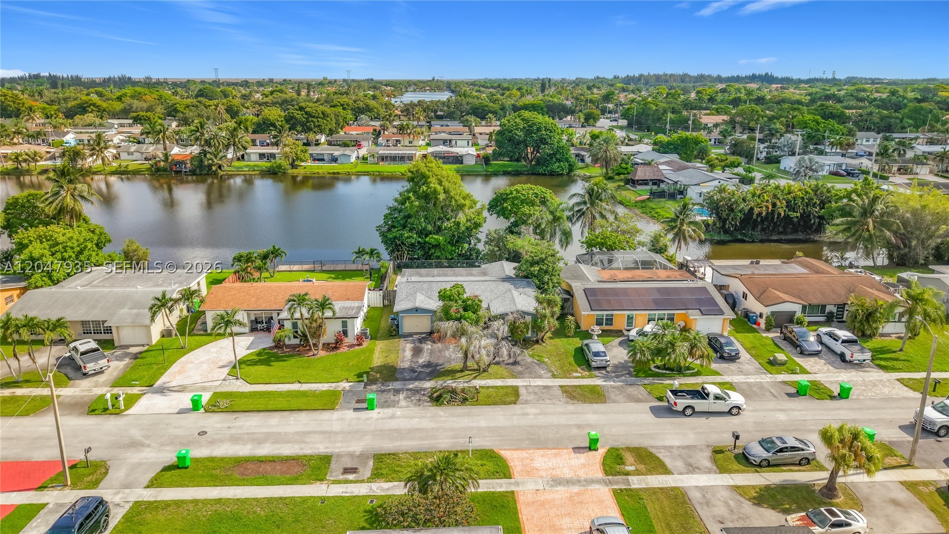 SUNRISE GOLF VILLAGE SEC - Residential