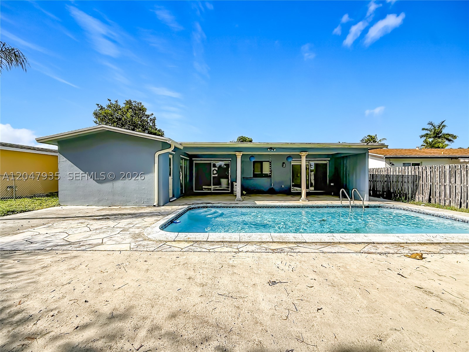 SUNRISE GOLF VILLAGE SEC - Residential