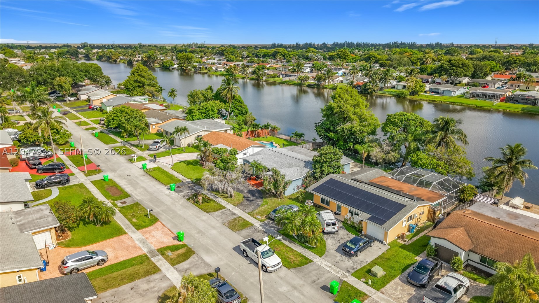 SUNRISE GOLF VILLAGE SEC - Residential
