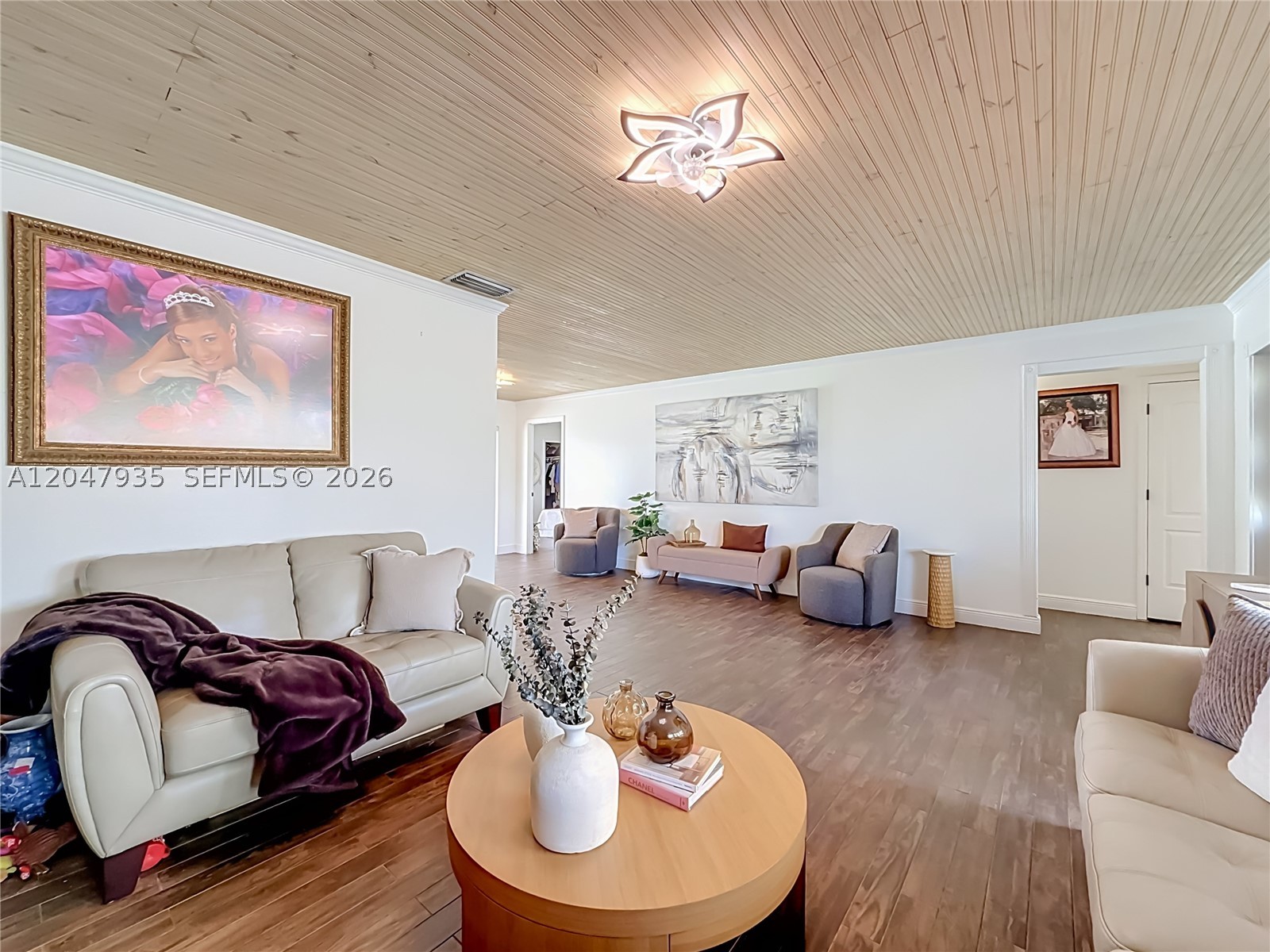 SUNRISE GOLF VILLAGE SEC - Residential