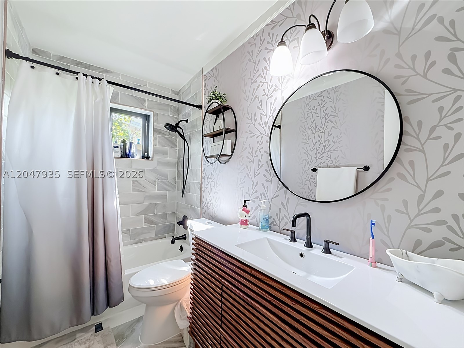 SUNRISE GOLF VILLAGE SEC - Residential