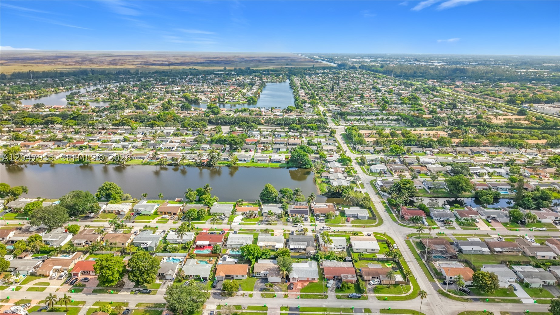 SUNRISE GOLF VILLAGE SEC - Residential