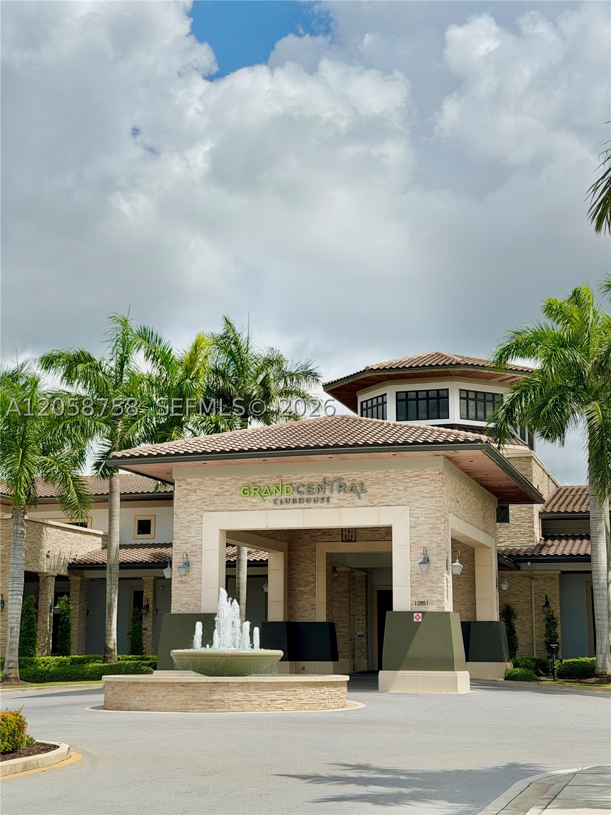 HIGHLAND AT PARK CENTRAL - Residential