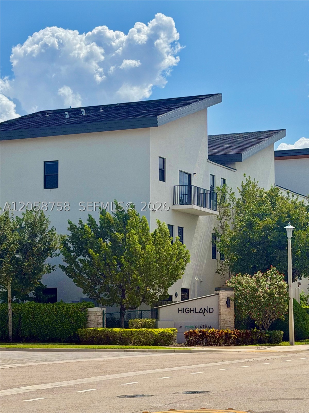 HIGHLAND AT PARK CENTRAL - Residential