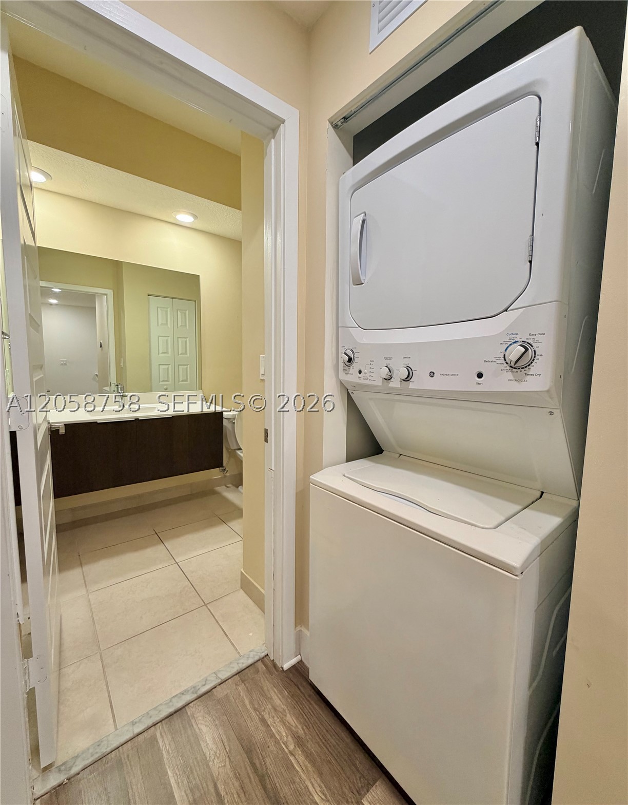 HIGHLAND AT PARK CENTRAL - Residential