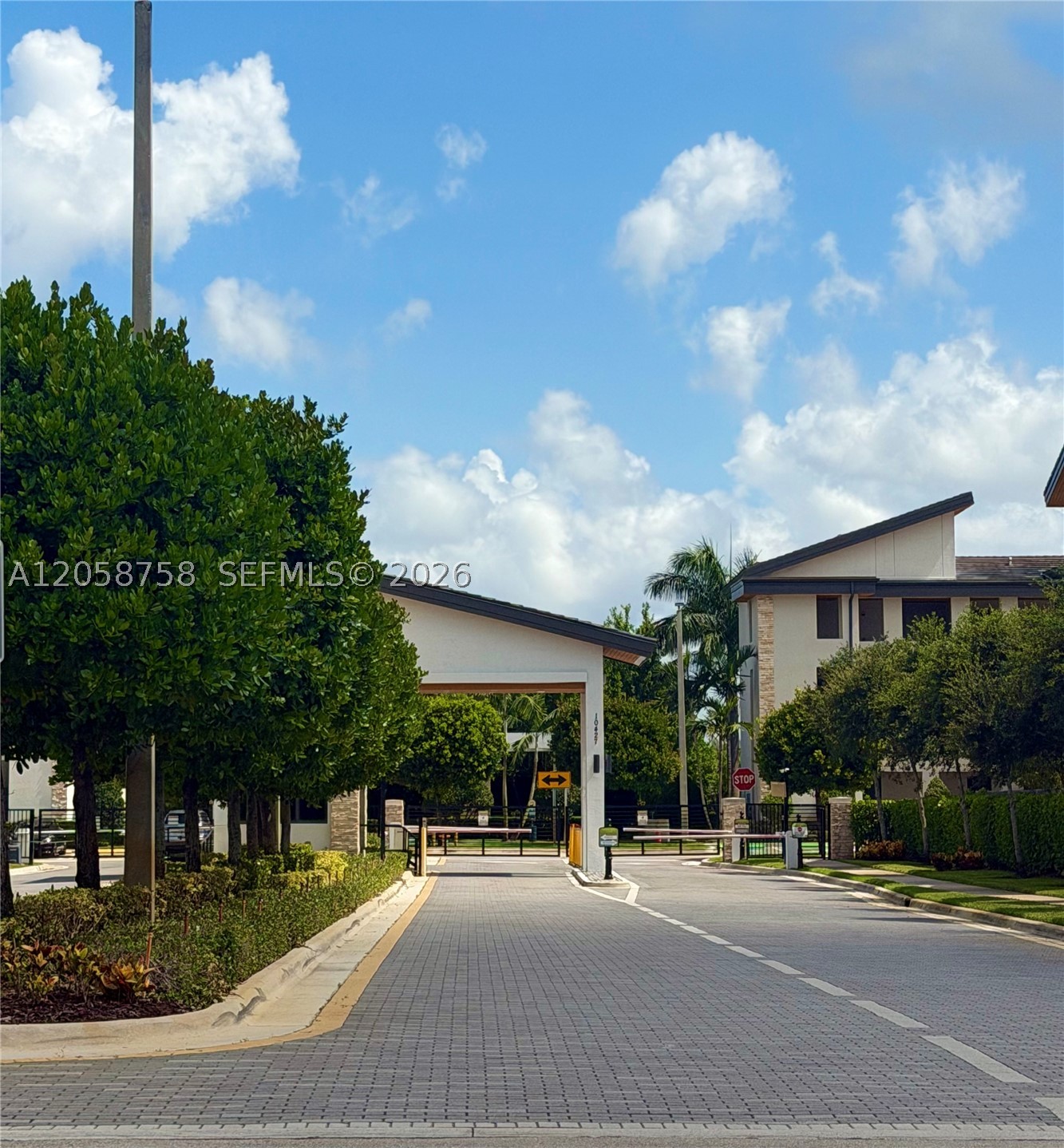 HIGHLAND AT PARK CENTRAL - Residential