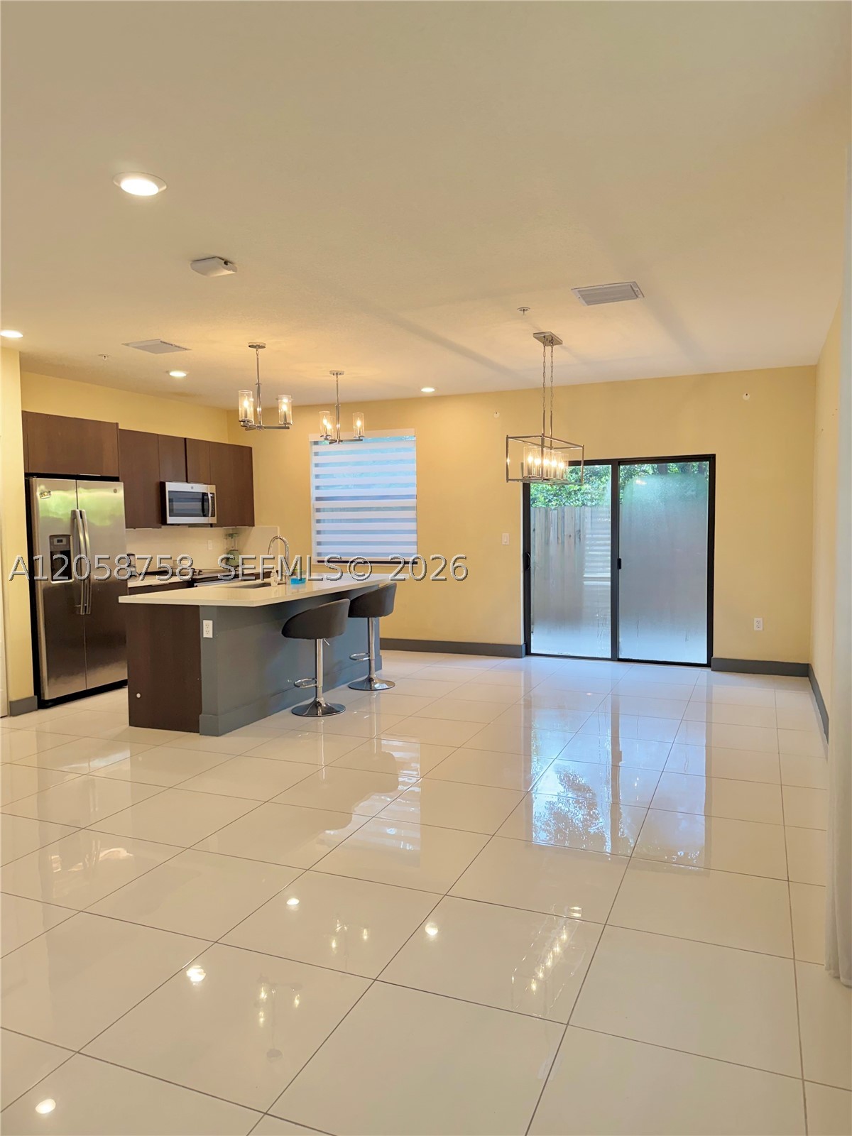 HIGHLAND AT PARK CENTRAL - Residential