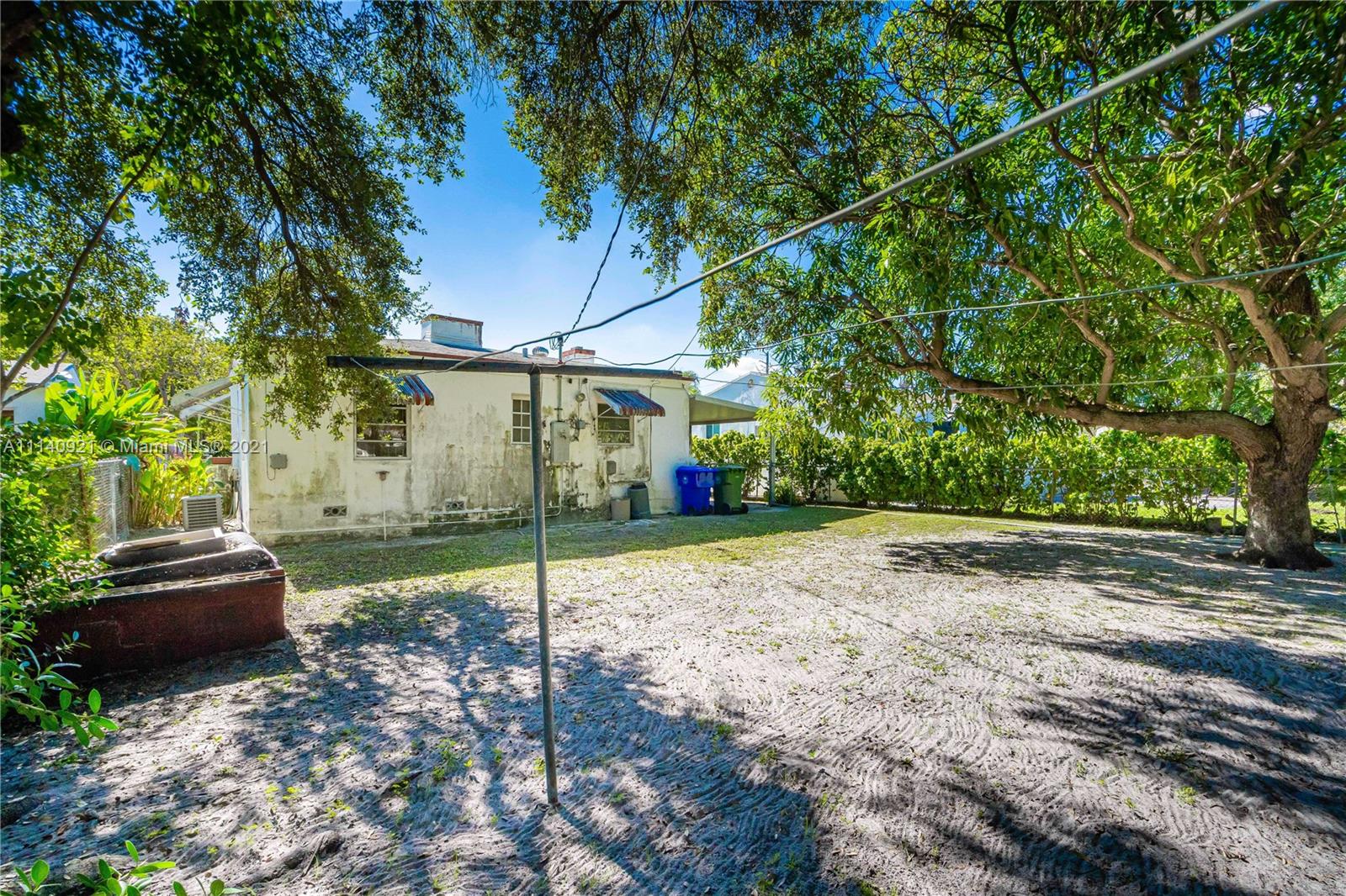 COLUMBIA PARK CORR PL - Residential