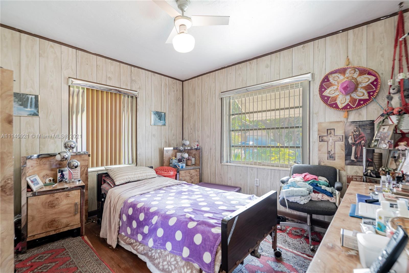 COLUMBIA PARK CORR PL - Residential