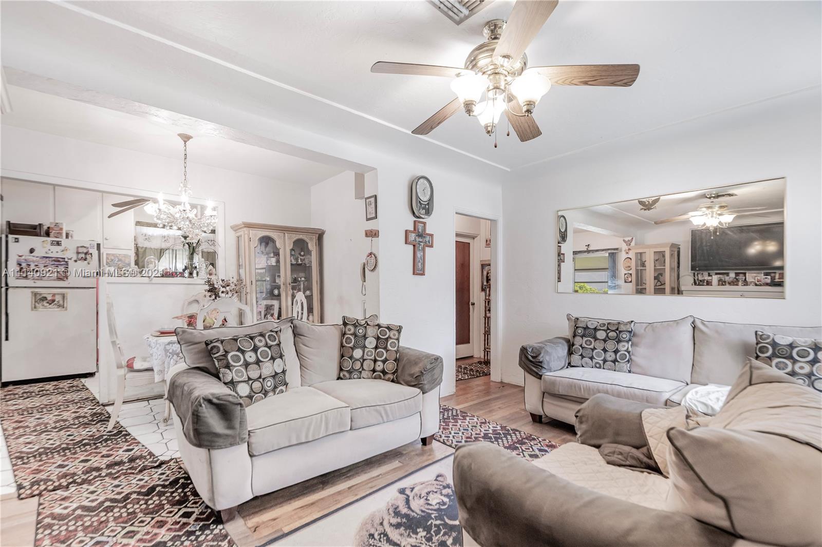 COLUMBIA PARK CORR PL - Residential