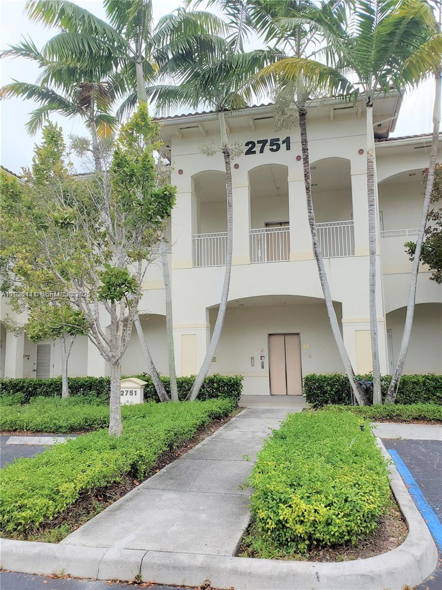 Welcome to an exceptional 1,250 sq ft office space in the vibrant city of Weston, Florida. Situated on the second floor of a modern building with elevator access, this unit features five private offices—two of which offer a serene lake view—along with a welcoming reception area, a spacious common area, and a private bathroom.
Currently leased at $4,360 per month until April 2027, this property provides immediate rental income and the option for owner occupancy down the line; making ownership even more cost-effective.  Weston is known for its excellent quality of life, top-rated schools, beautiful parks, and a thriving business community. It’s a city where professionals can enjoy the convenience of working close to home, surrounded by a wealth of dining, retail, and recreational amenities. This prime office space positions you right in the center of it all.  Why rent when you can own and build equity in one of South Florida’s most desirable business hubs? Take advantage of this unique opportunity and secure a future for your business in Weston!