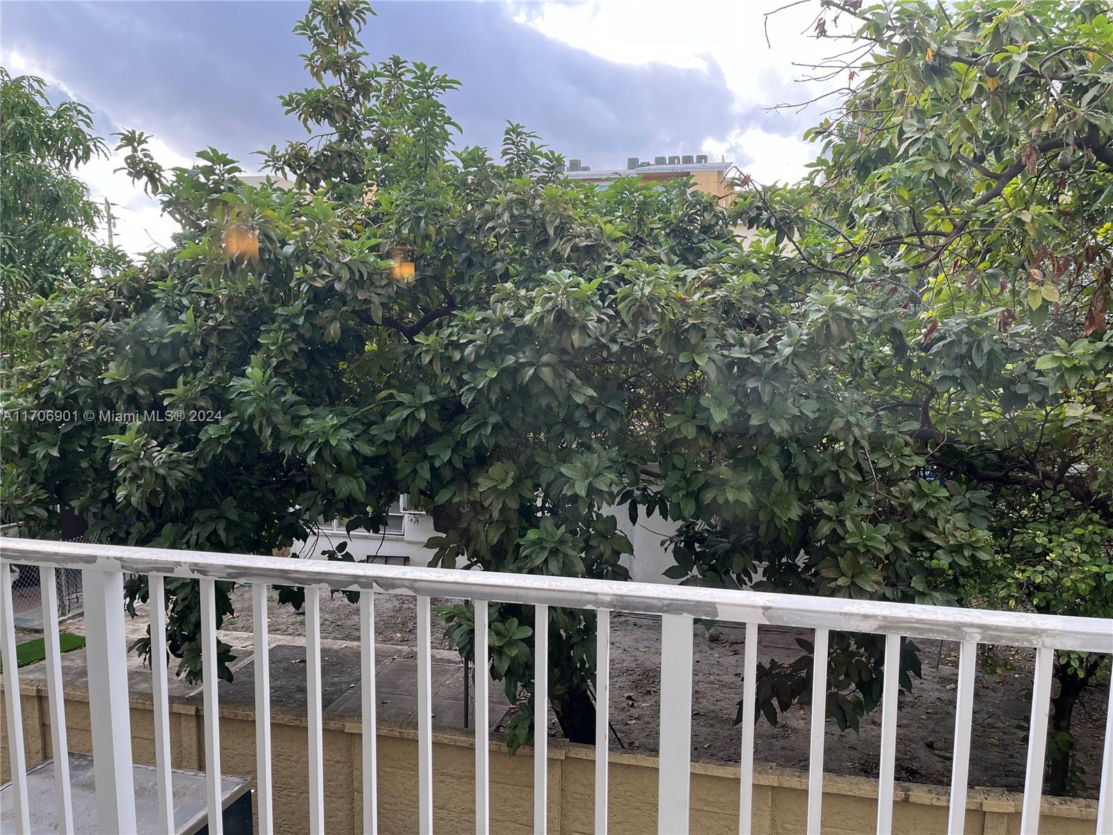 RIVER BREEZE CONDO - Residential Lease