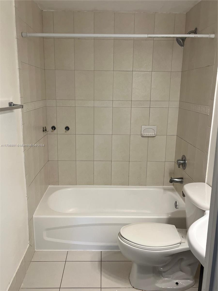 RIVER BREEZE CONDO - Residential Lease