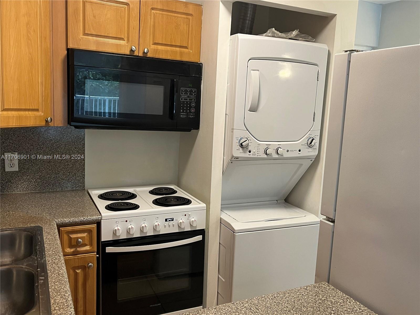 RIVER BREEZE CONDO - Residential Lease