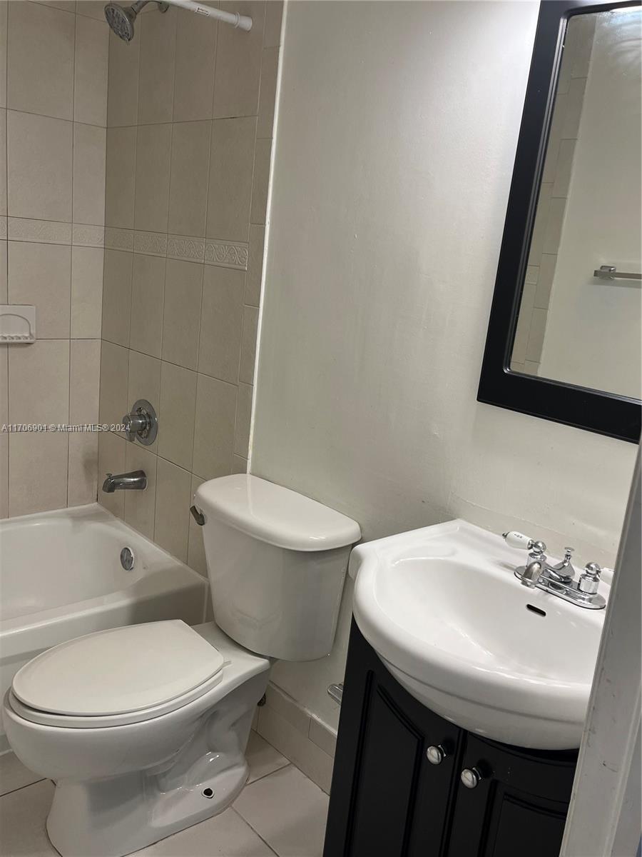RIVER BREEZE CONDO - Residential Lease