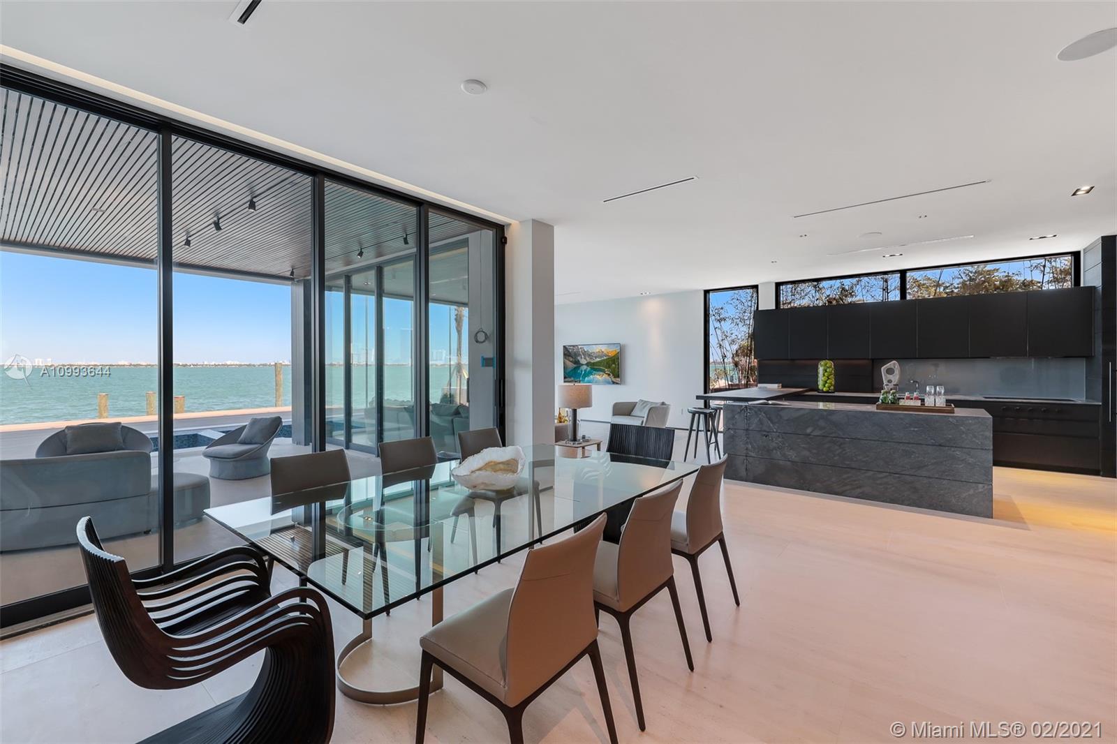 BISCAYNE ISLAND - Residential