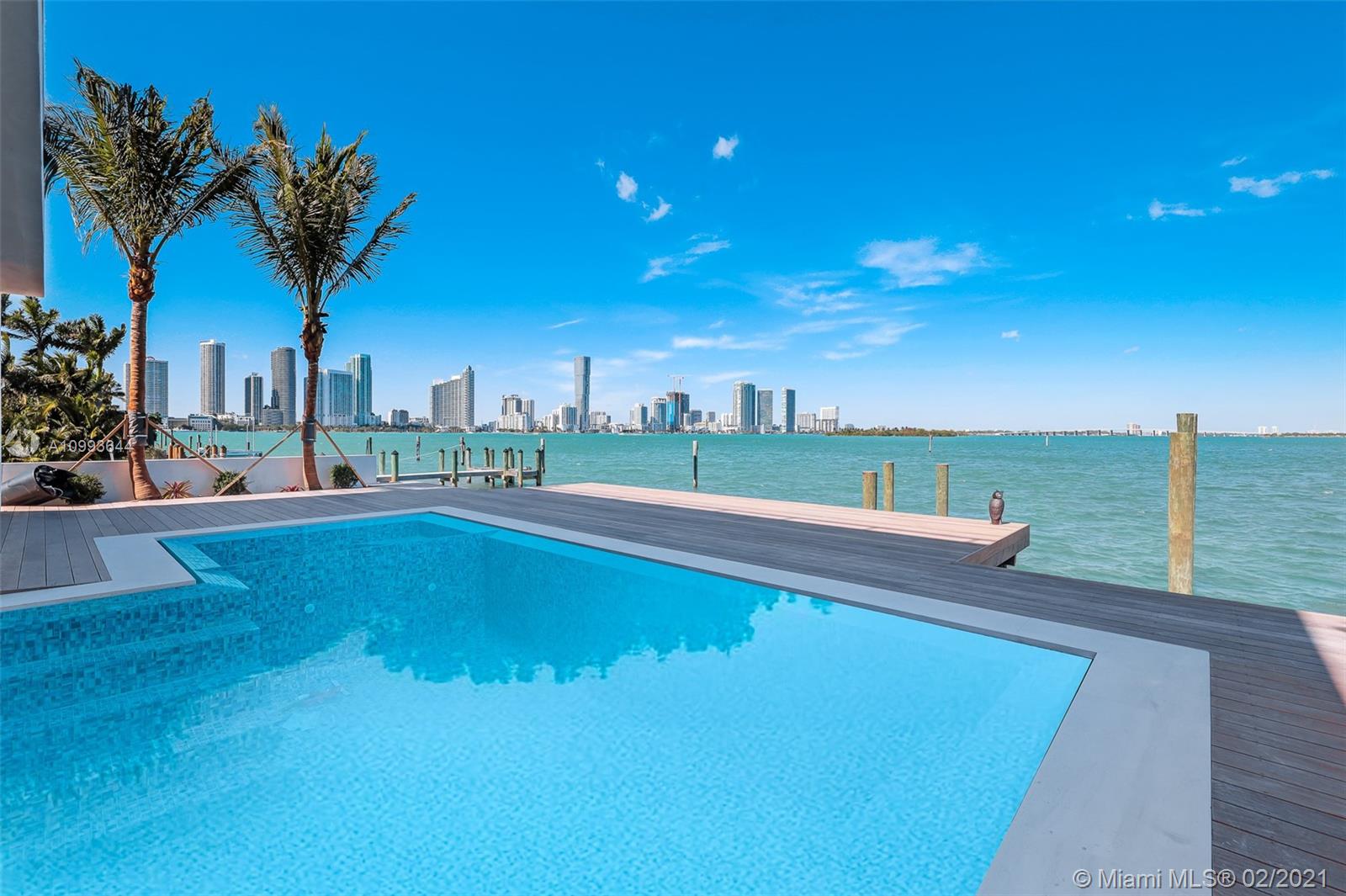 BISCAYNE ISLAND - Residential