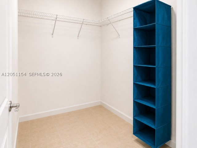 KENDALL COMMONS RESIDENTI - Residential Lease