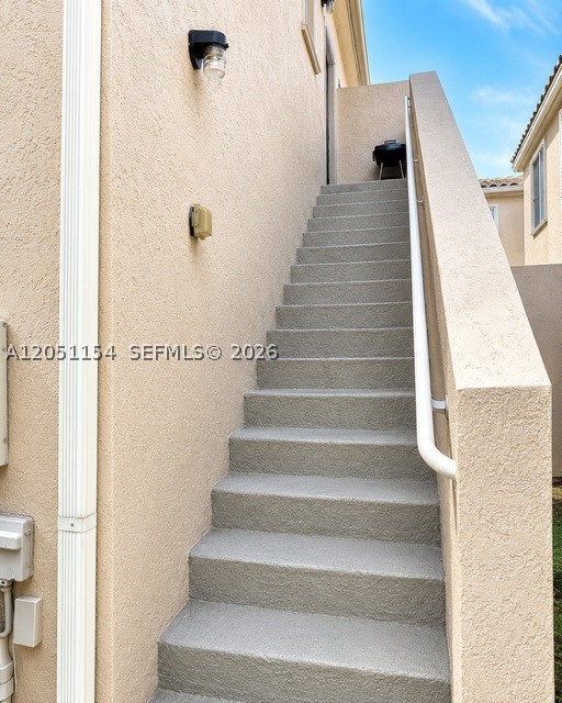 KENDALL COMMONS RESIDENTI - Residential Lease