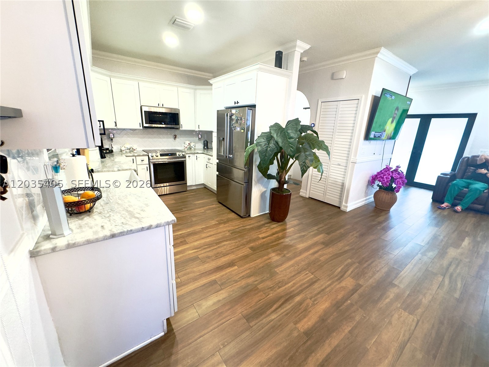 JEANNIE FOREST - Residential
