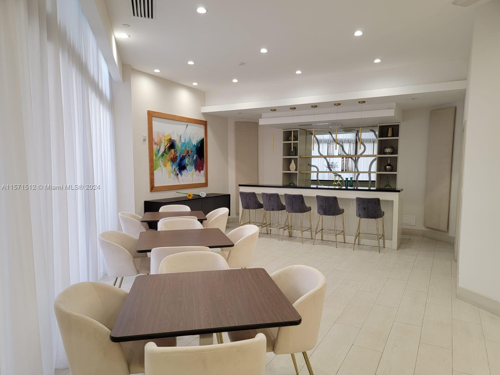 PORTSVIEW @ THE WATERWAYS - Residential Lease