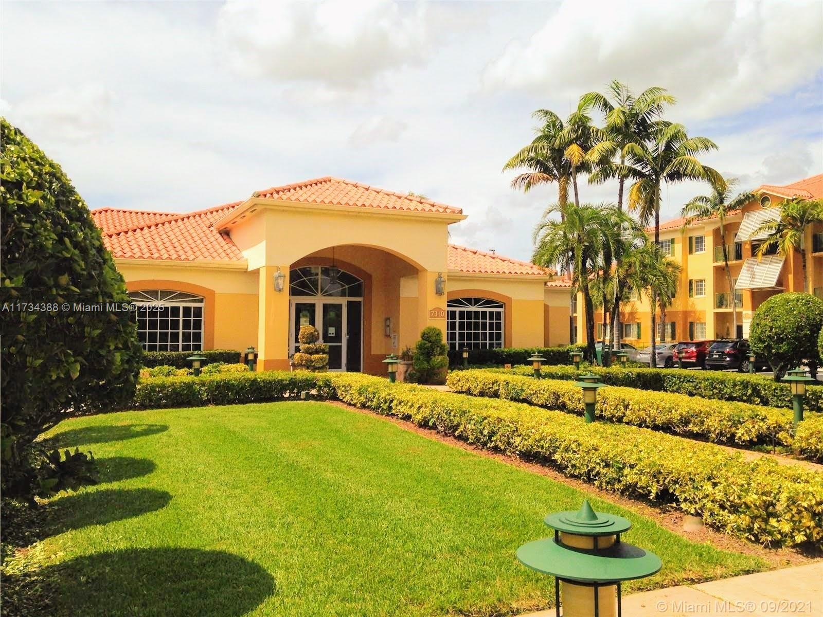 PALM GARDENS AT DORAL CON - Residential