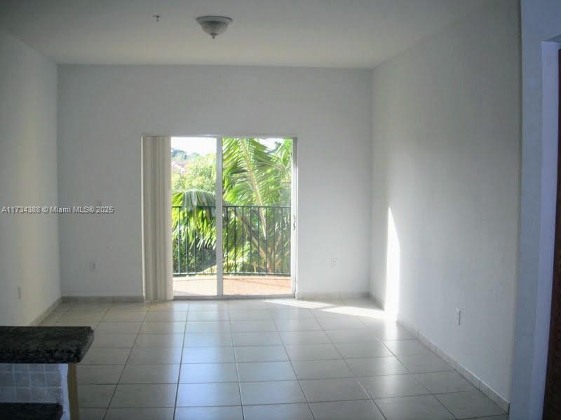 PALM GARDENS AT DORAL CON - Residential